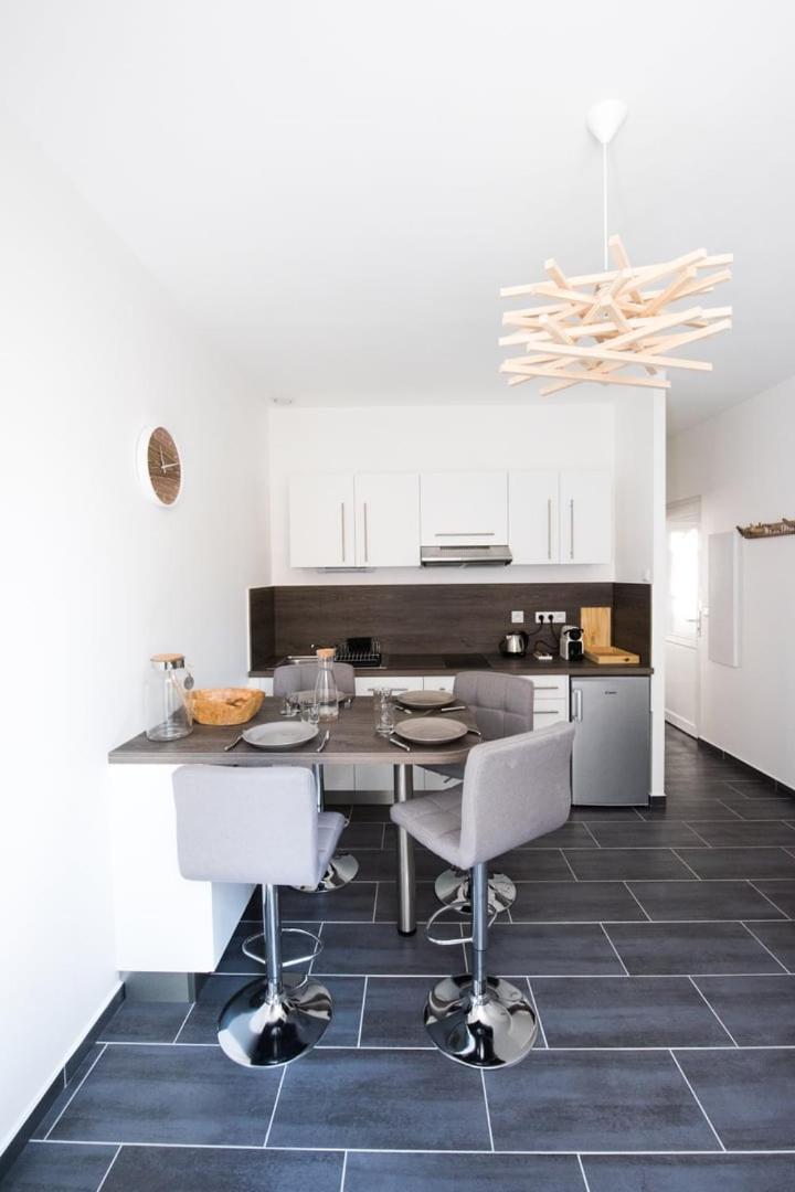 Le Hirvi - Cocon Zen Et Epure A 10Min Vieux Lyon Apartment Exterior photo